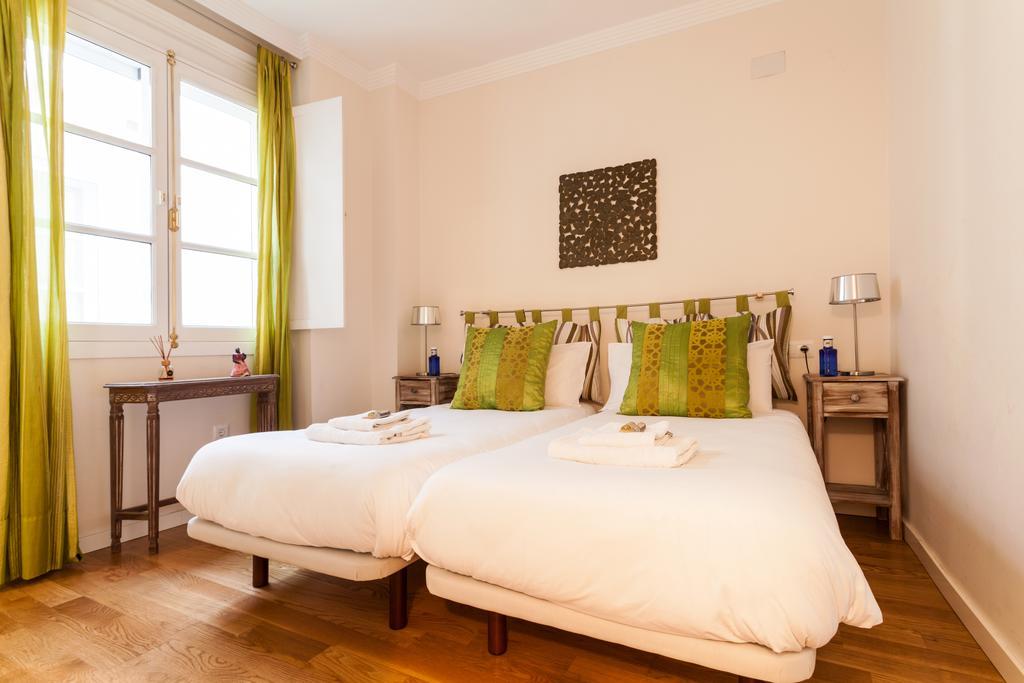City Rooftop Paradise - Space Maison Apartments Севилья Номер фото